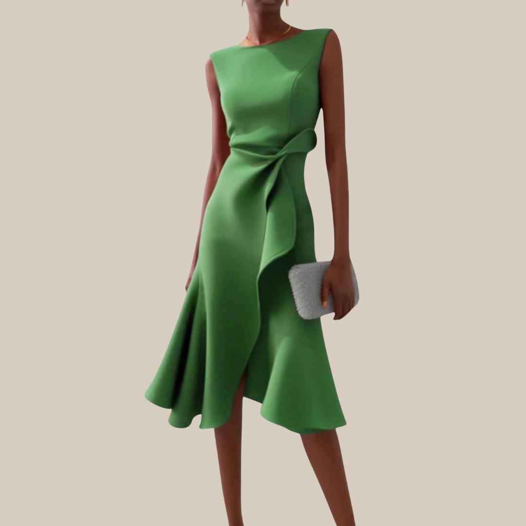 Silhouette™ Elegant Maxi Dress – Sculpted Waist & Flowing Fit