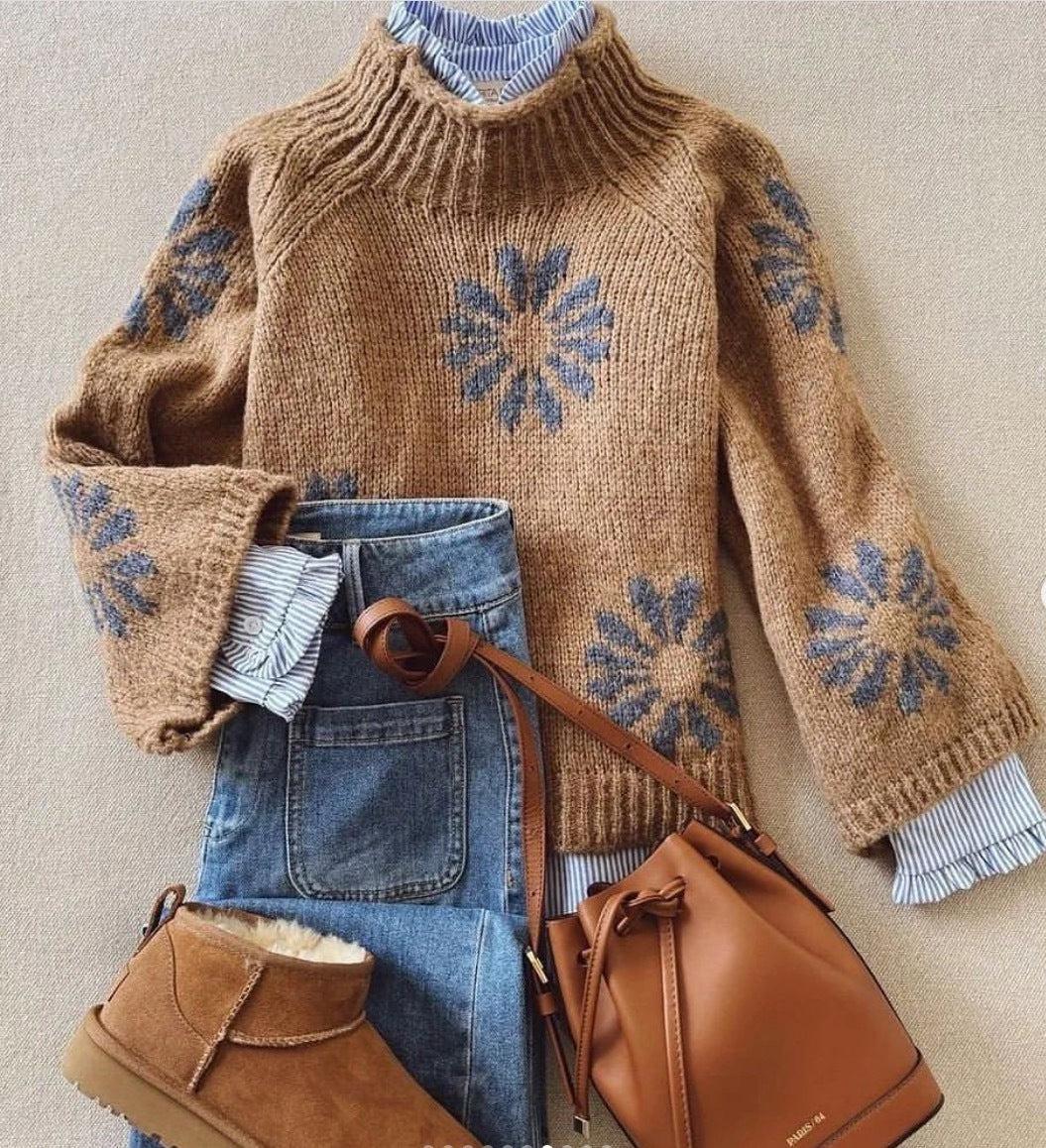 Luna -  Neck Long Sleeve Sweater
