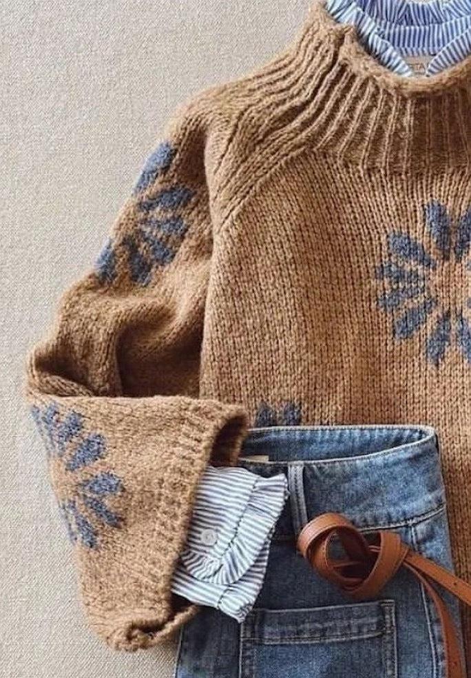 Luna -  Neck Long Sleeve Sweater