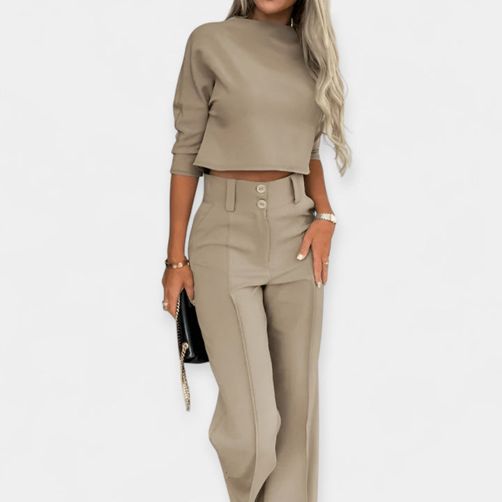 Sada Crop Top a Kalhoty