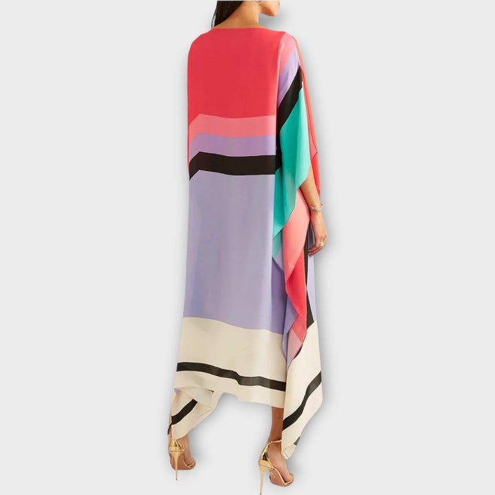 Kaftan s lineárním vzorem