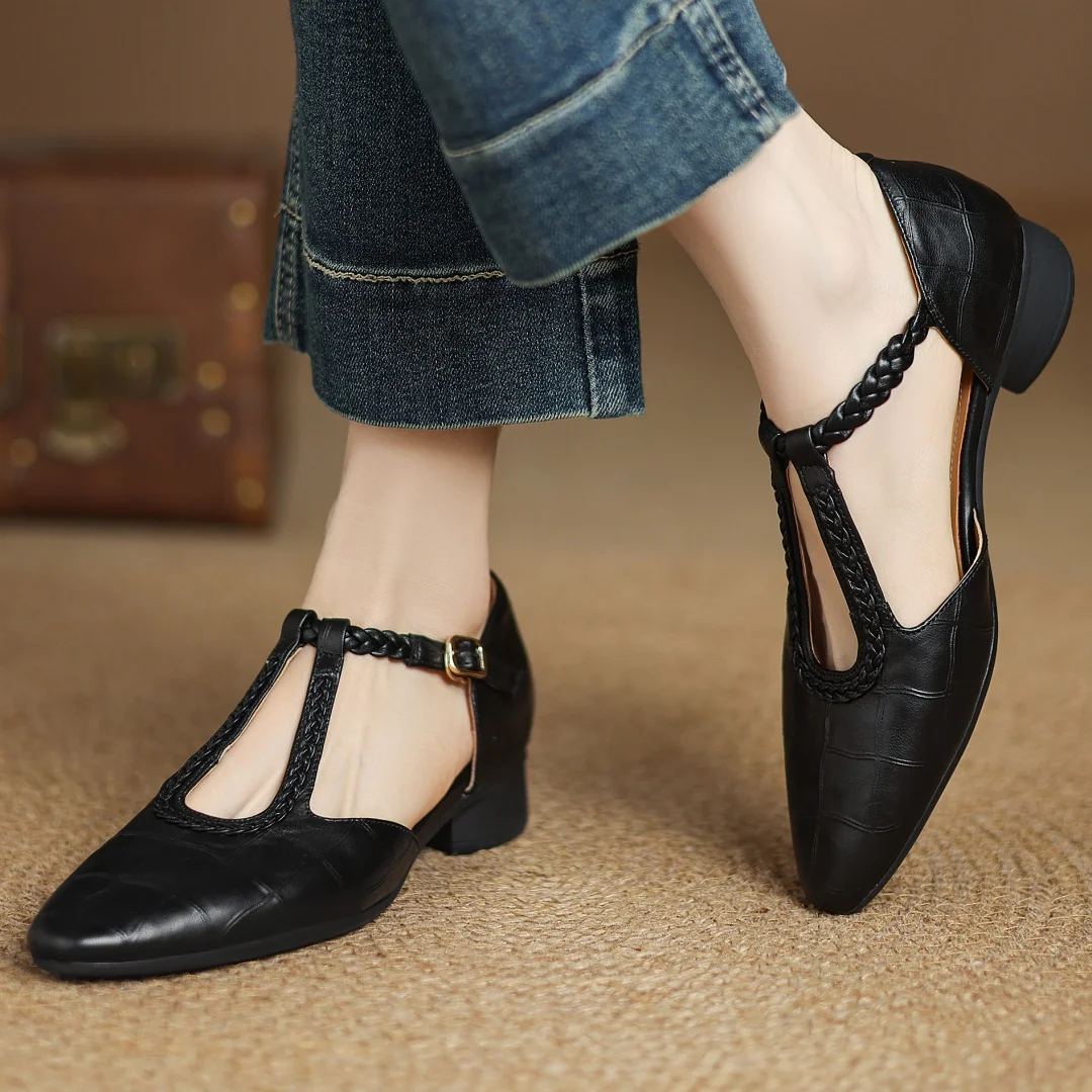 Sarah | Classic Mary Jane Elegance
