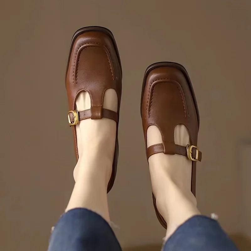 Ysolenne - T-Strap