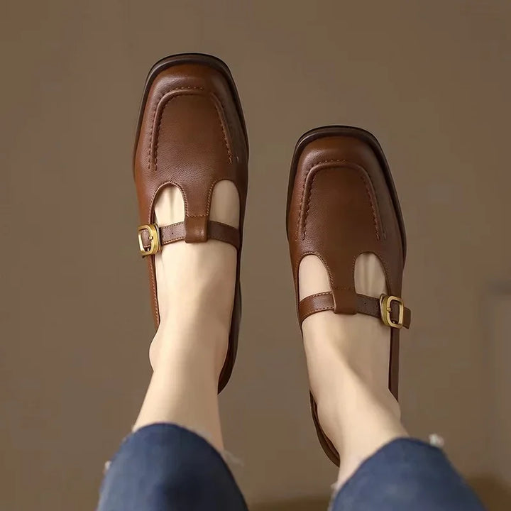 Ysolenne - T-Strap