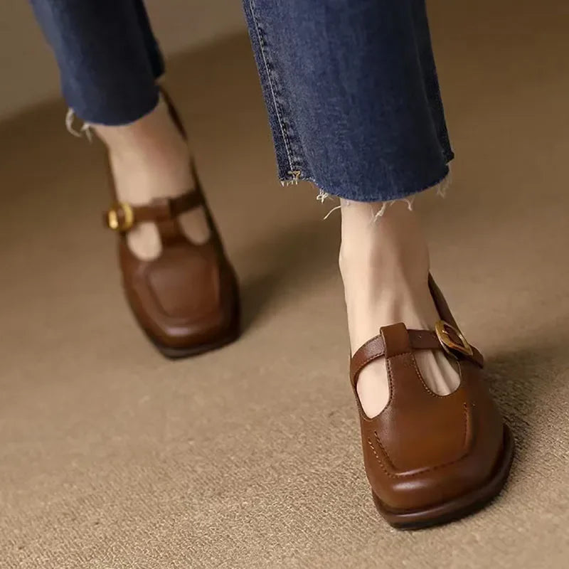 Ysolenne - T-Strap