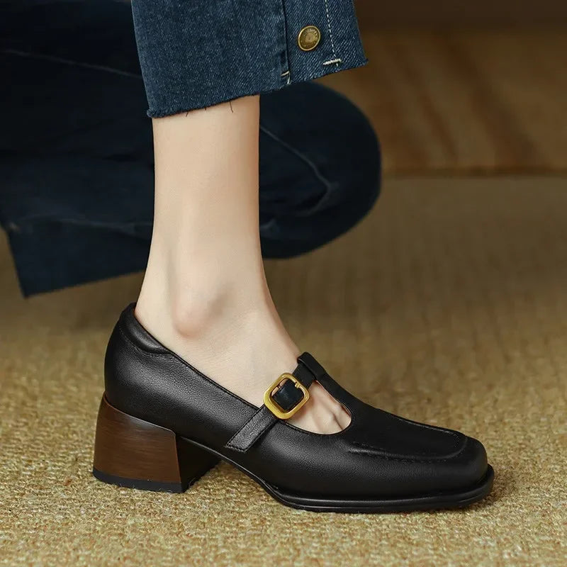 Ysolenne - T-Strap
