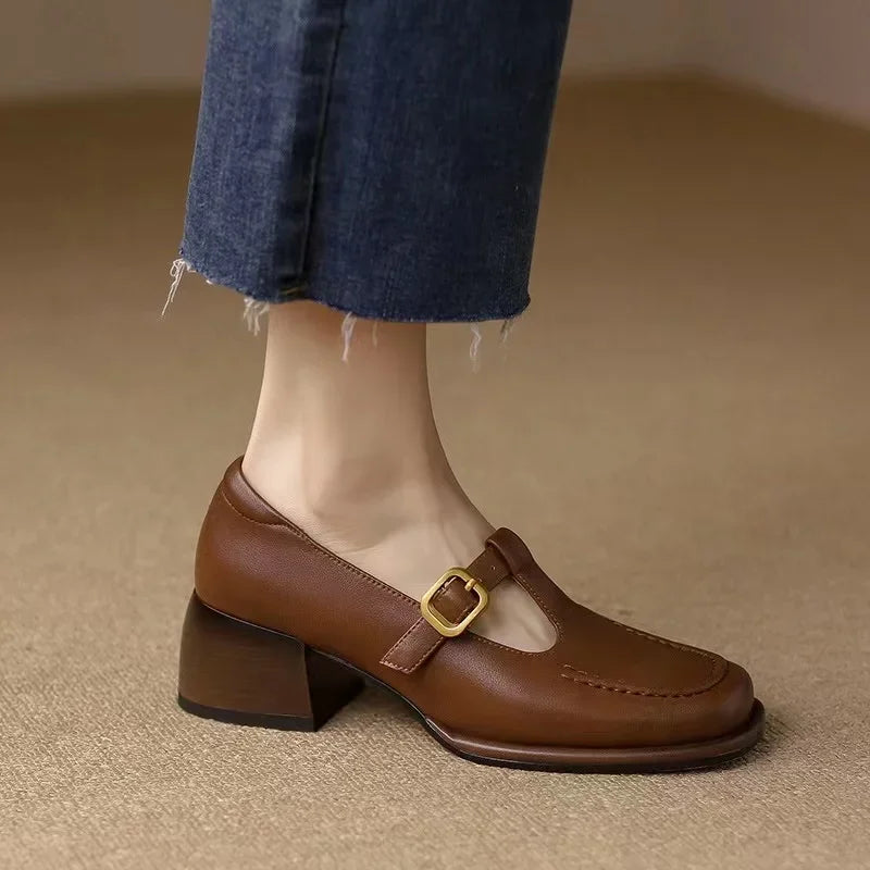 Ysolenne - T-Strap